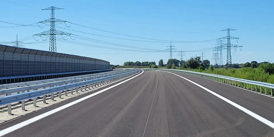 Schutzplanken auf der A 26