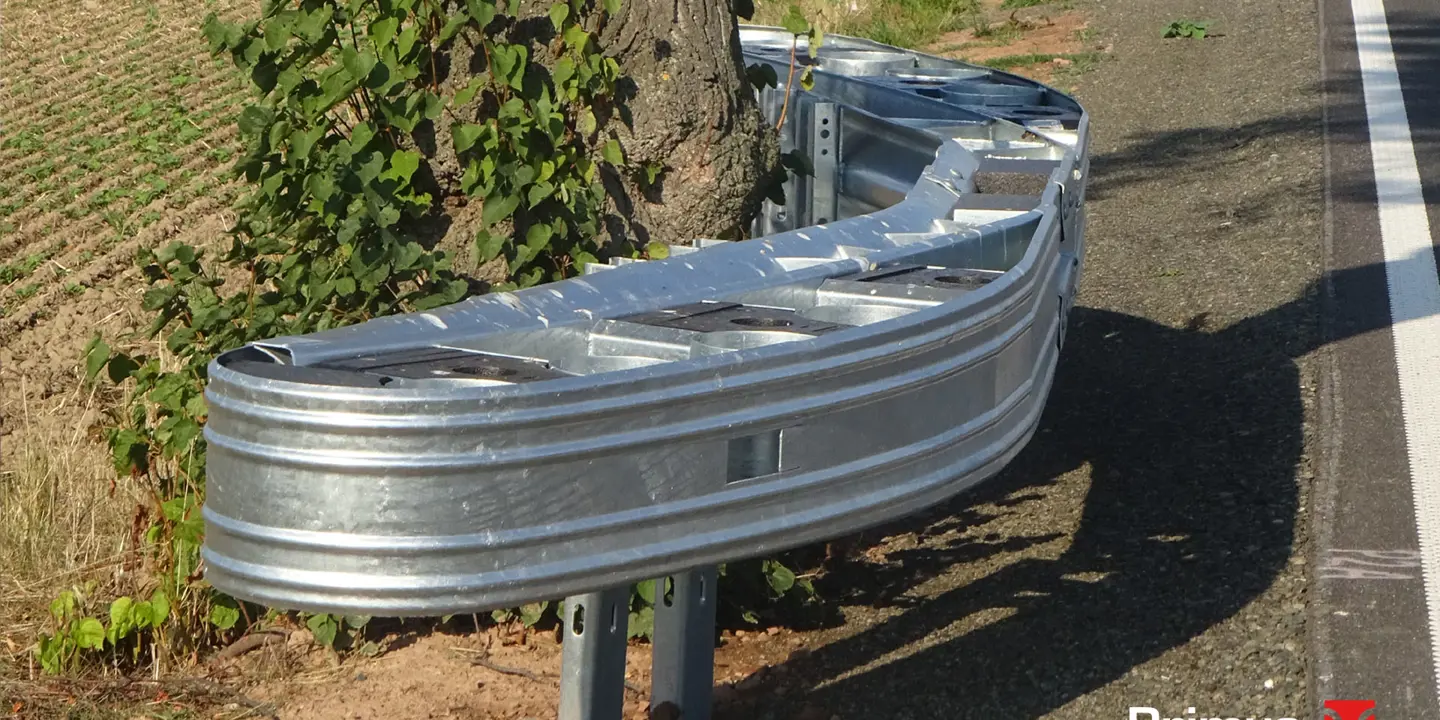 Free-standing BOS Primus 2a protective system for trees and individual obstacles, CE-certified
